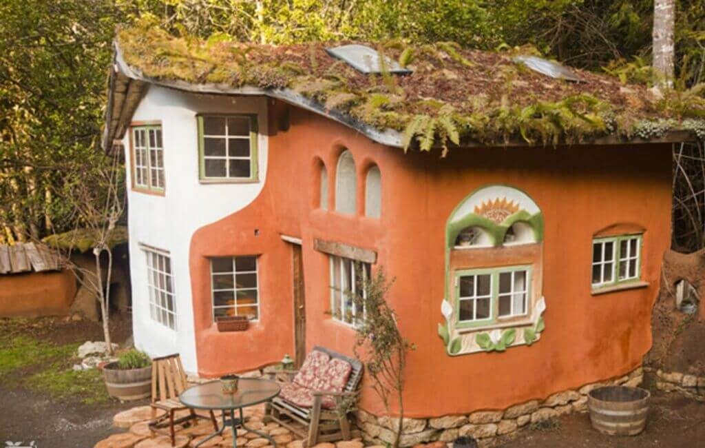 Laughing House, Oregon