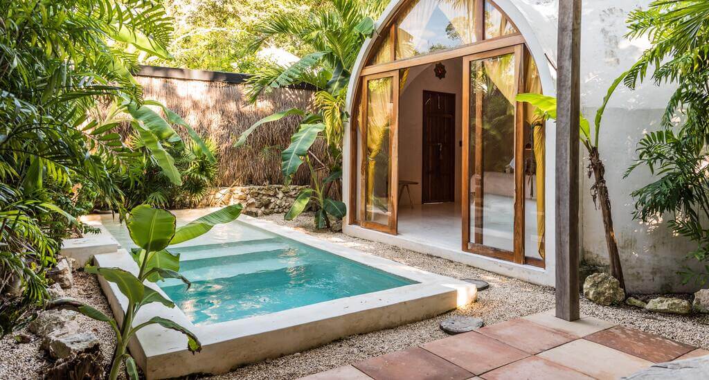 Plunge Pool