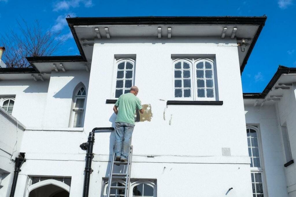 Use High Quality Painting Materials
