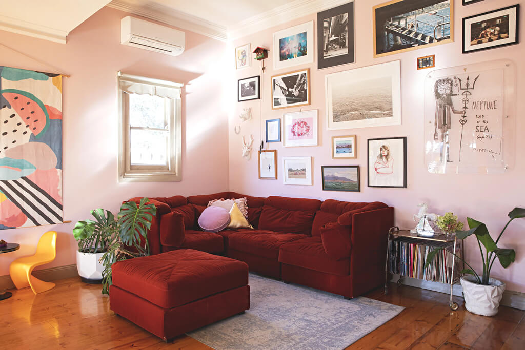 Warm and Rich Color Combinations living room
