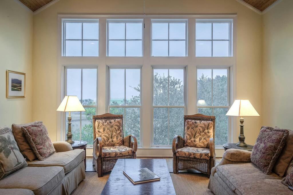 Double-Hung Window Design