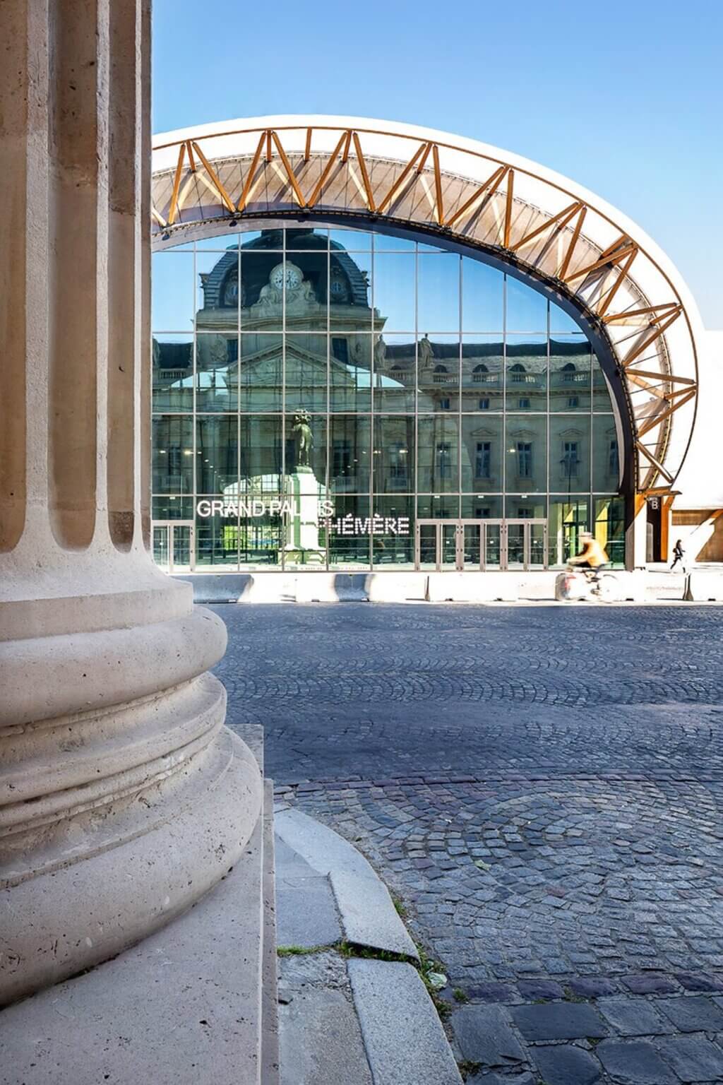 The Grand Palais Ephemere