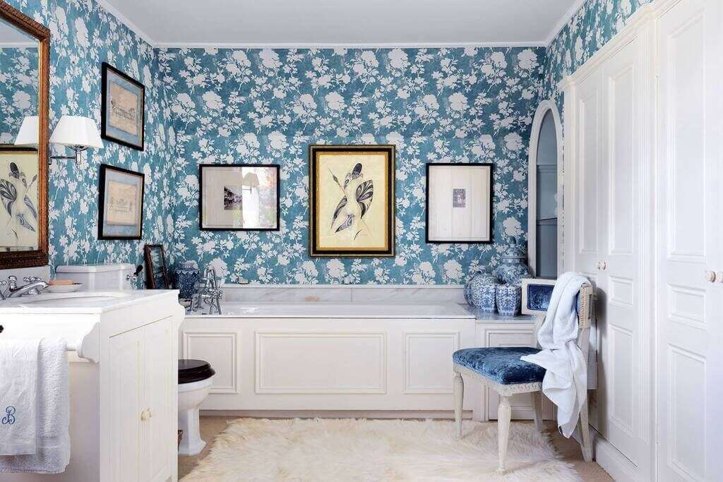 Cover Up Old Tiles with Wallpaper Border 