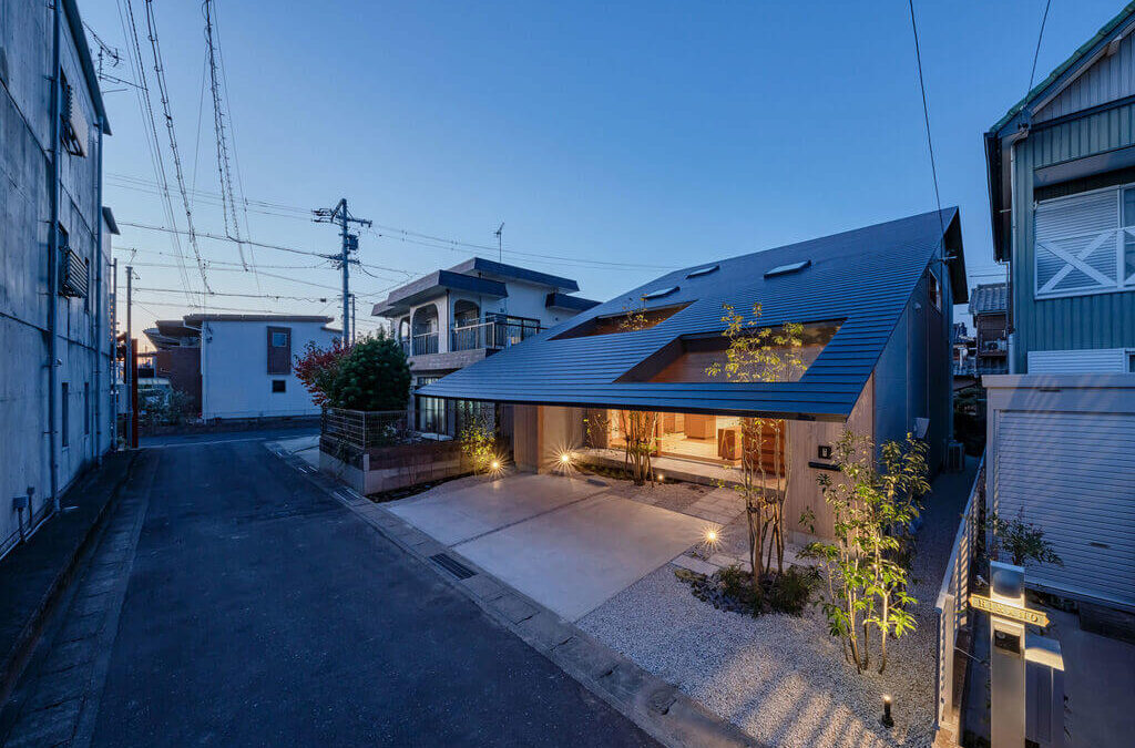 Imaise House Japan by Tatsuya Kawamoto Associates