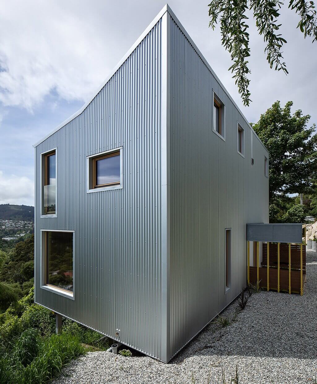 Kowhai House by Rafe Maclean Architects