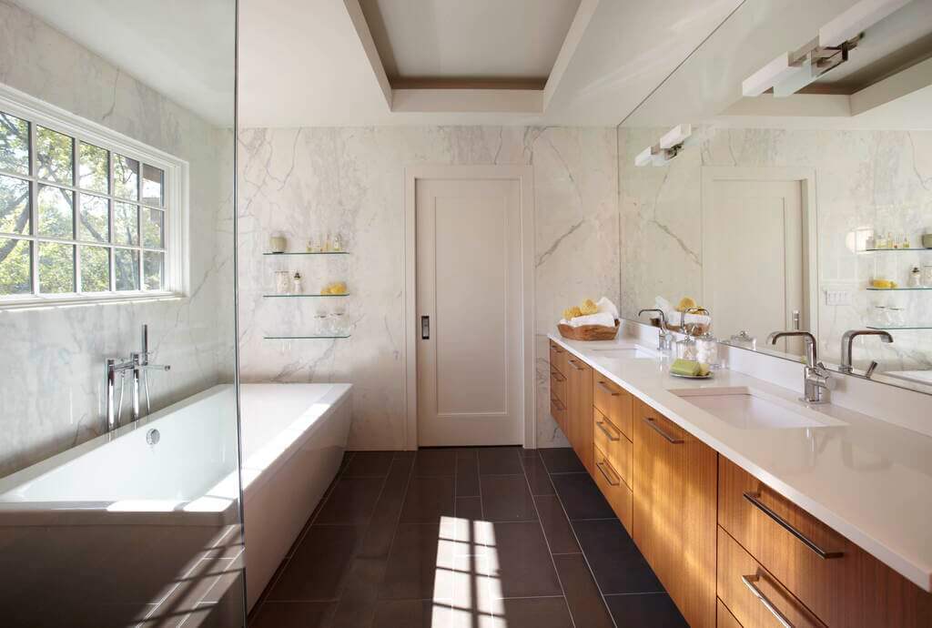 Make the Most of Your Small Bathroom