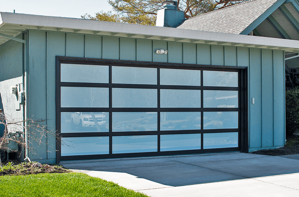 5 Qualities of a Good Garage Door Service Company in Denver, CO