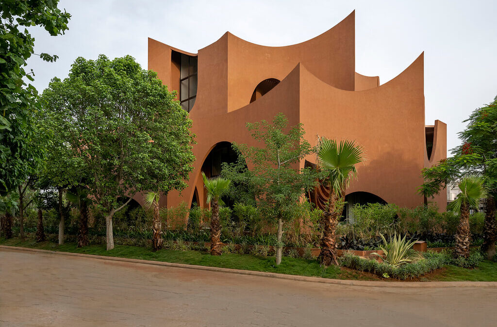 Mirai House of Arches / Sanjay Puri Architects: An Excellent Design