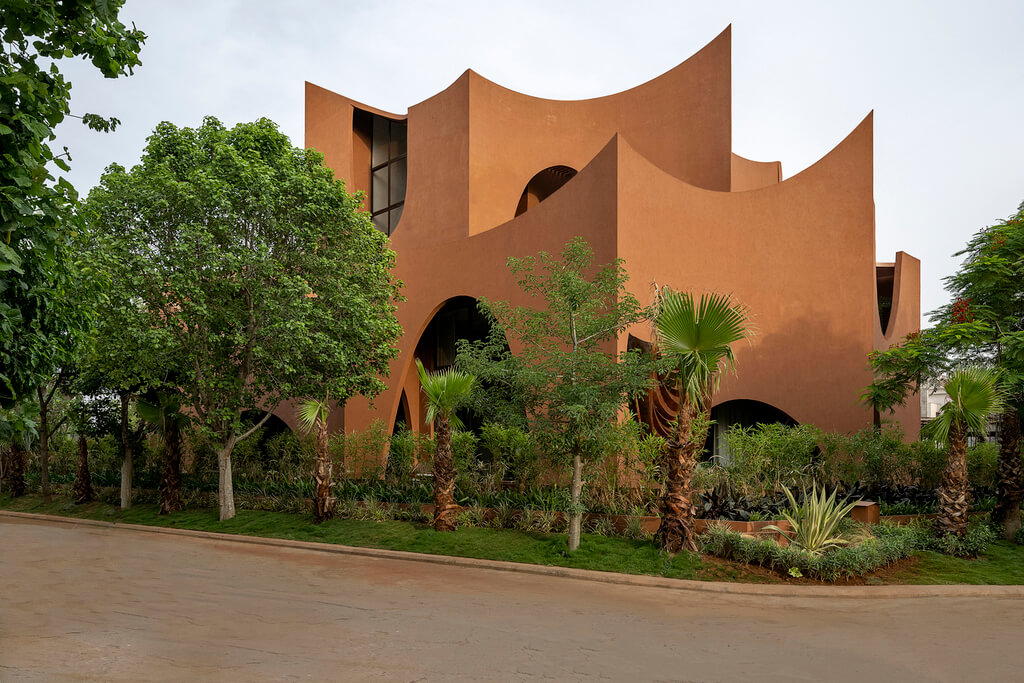 Mirai House of Arches Sanjay Puri Architects