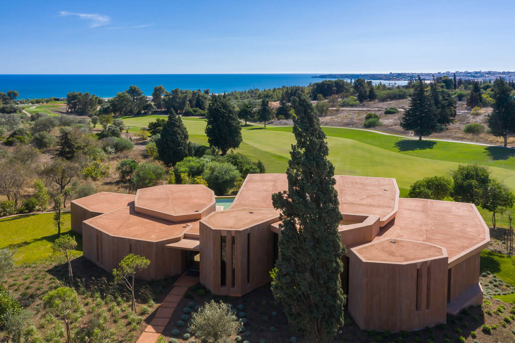 RCR Arquitectes reveals resort villa in portugal