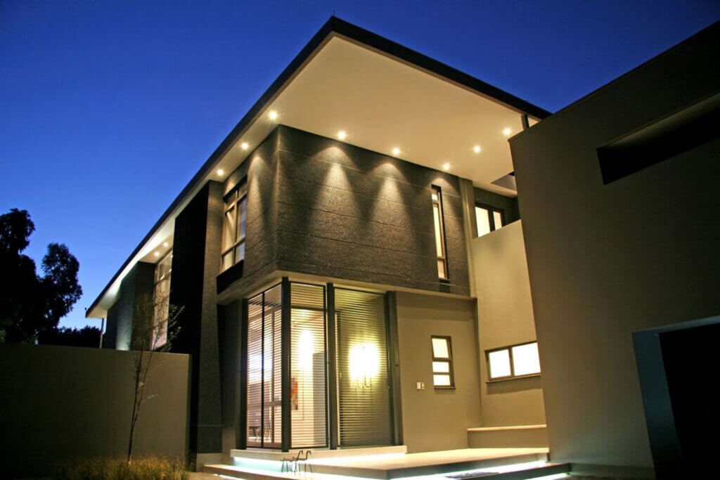Lighting specialist
