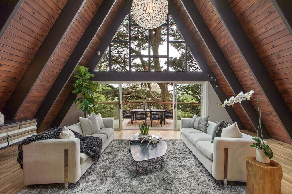 Welcome Nature with Full-height Glass a frame house