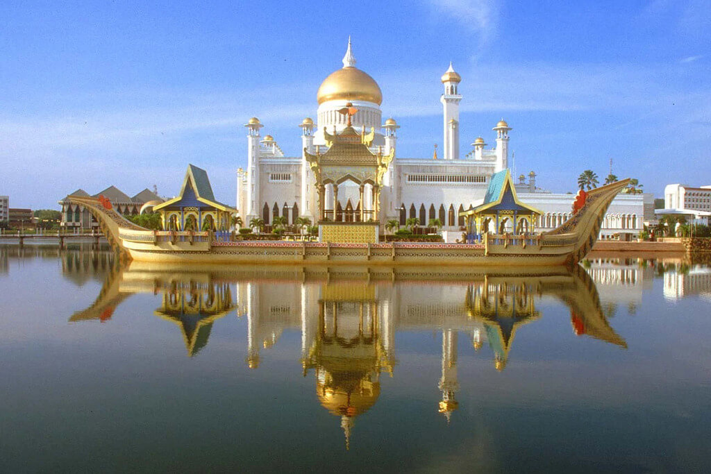 biggest house in the world