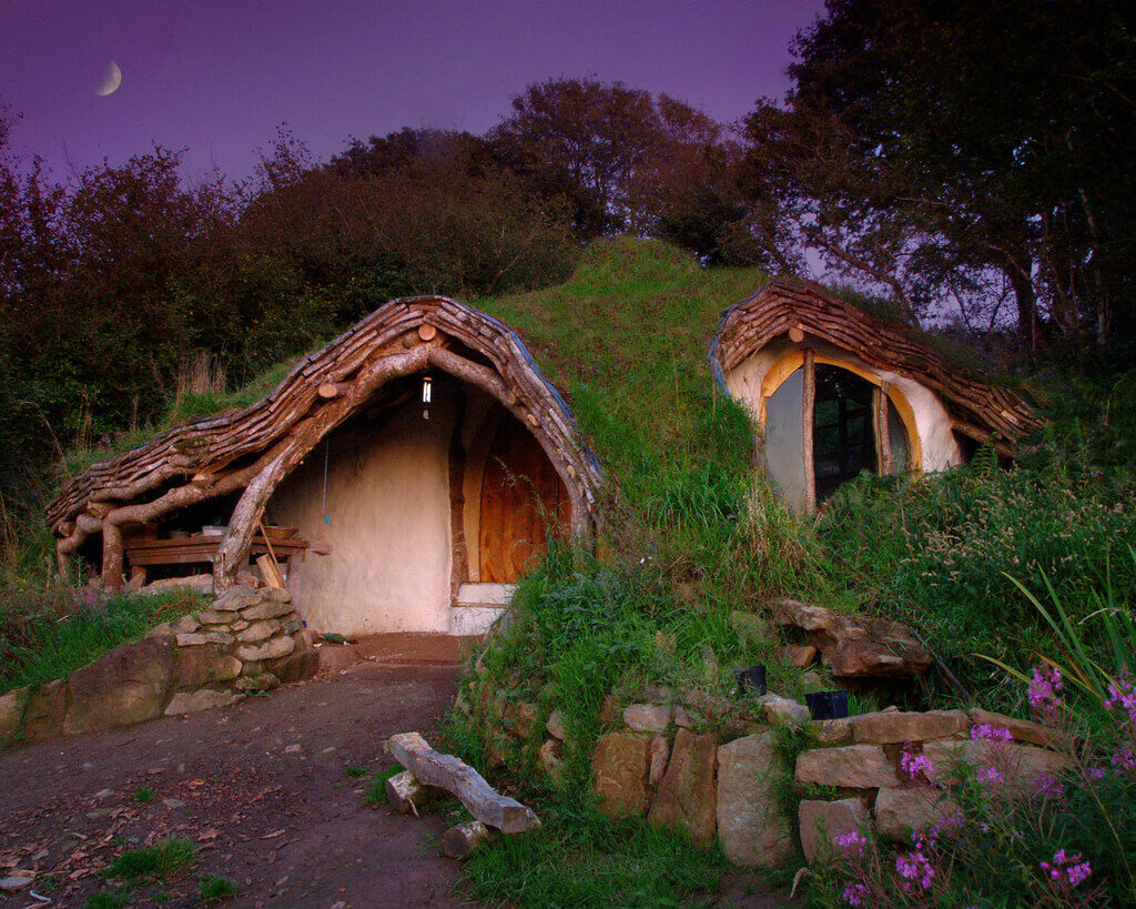 Simon Dale’s Hobbit Home