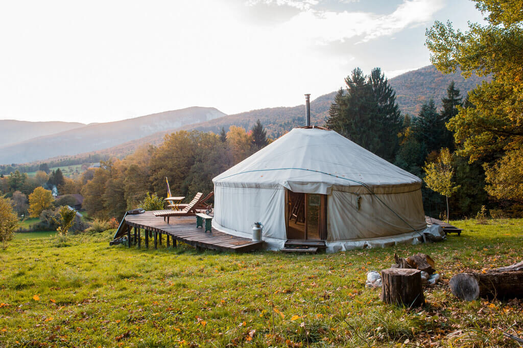 How to Build a Yurt House