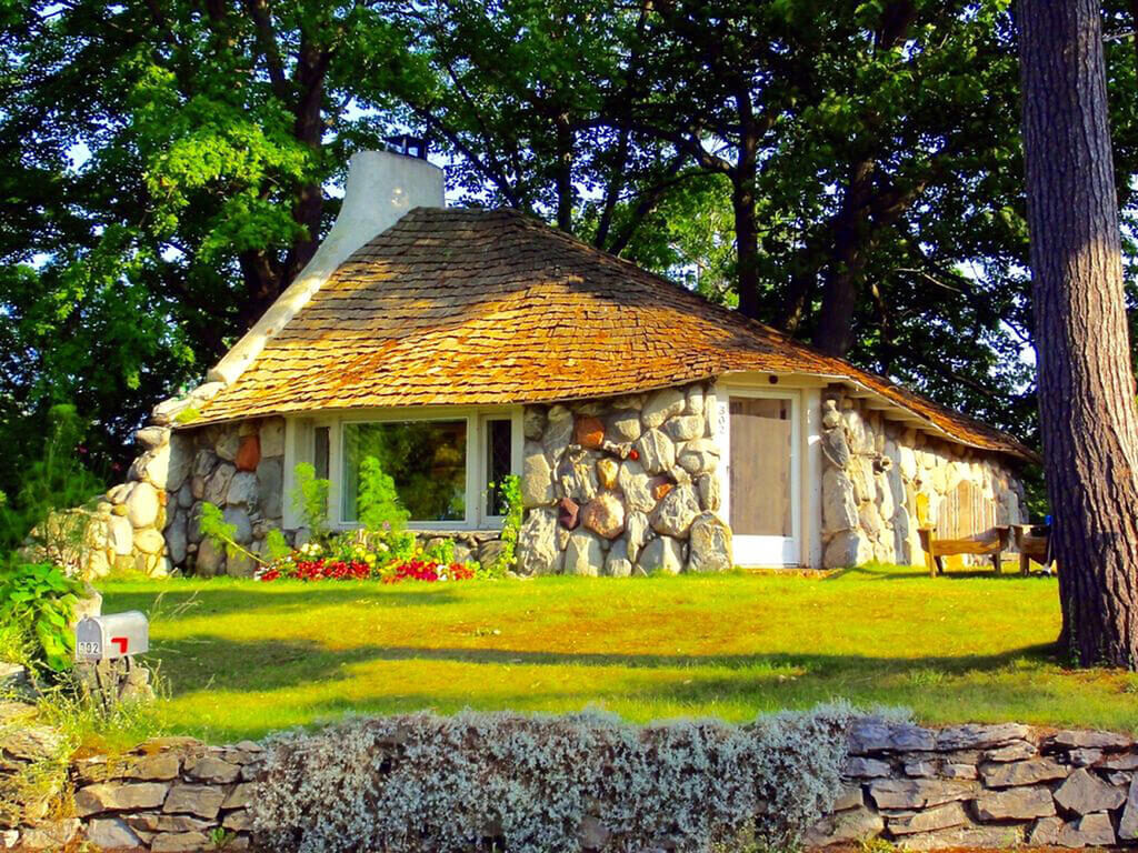  Half House