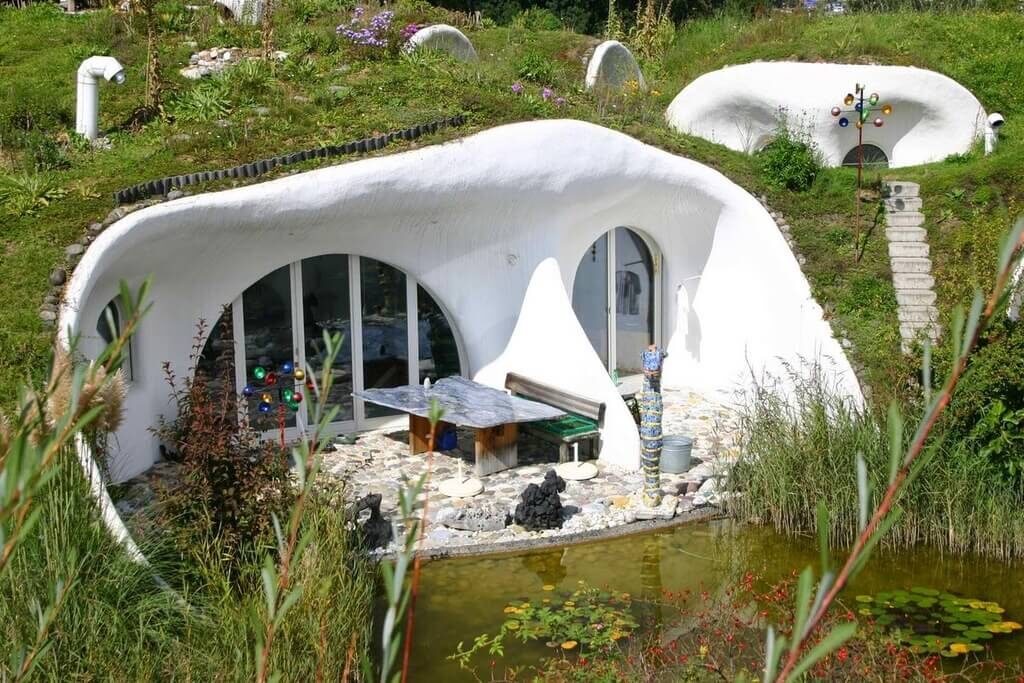 Earth House Estate Lättenstrasse