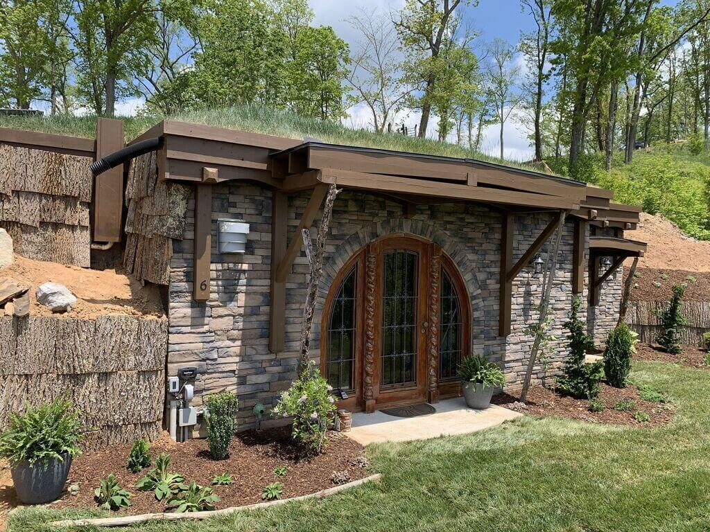 Hobbit Knoll