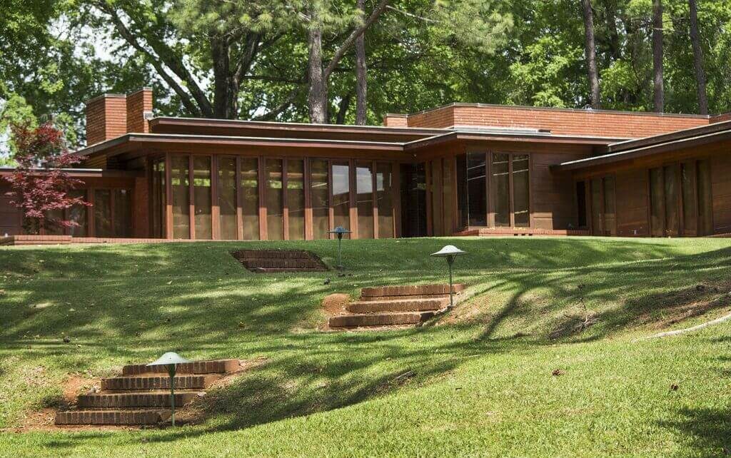 Rosenbaum House