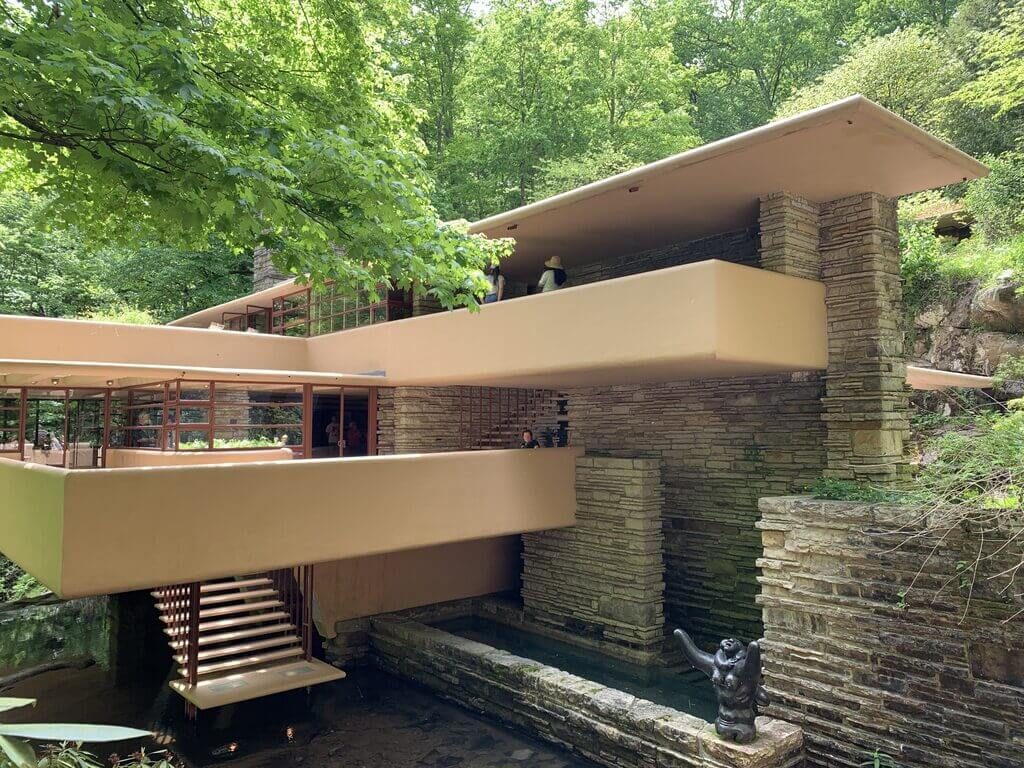 frank lloyd wright waterfall house