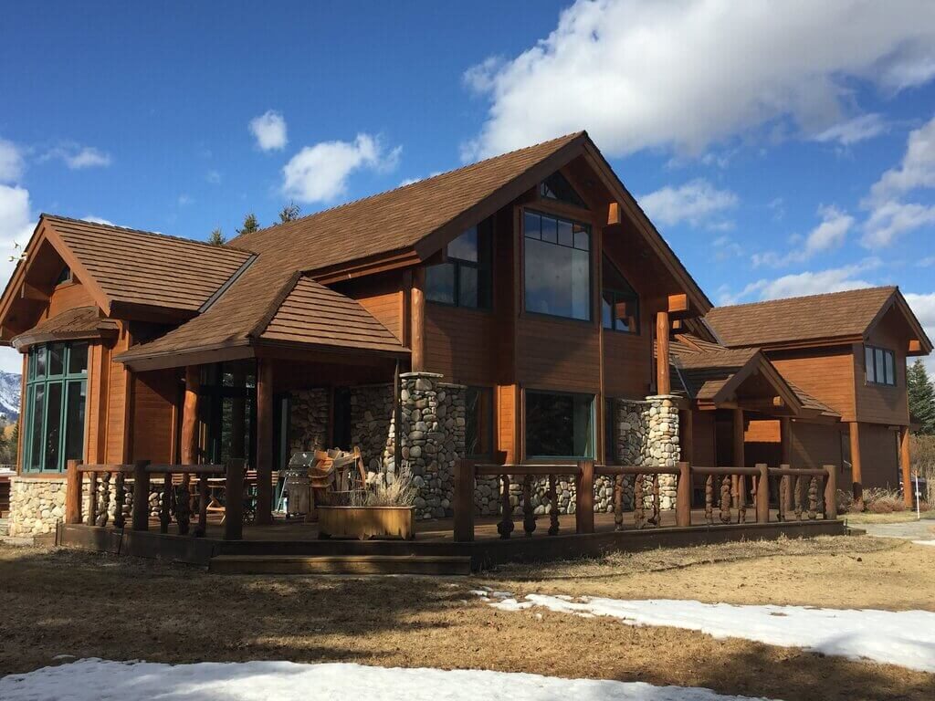 The Brown Tones in Mountain Modern Homes