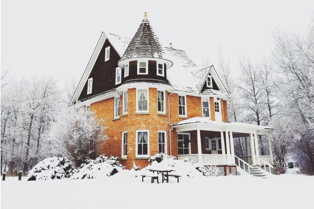 Design and Architecture of Queen Anna House