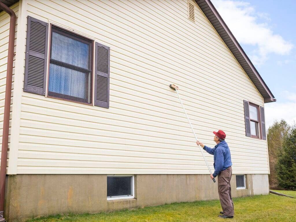 Clean Up the Siding of home