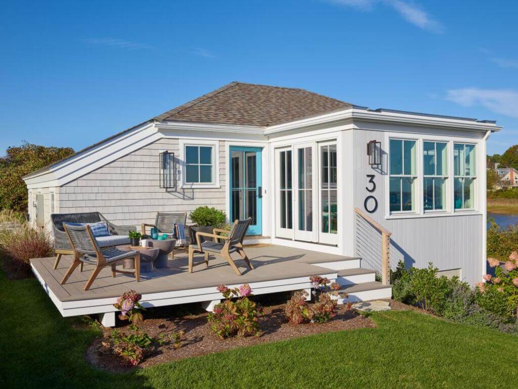 Small Beach Cottage - Big on a Style