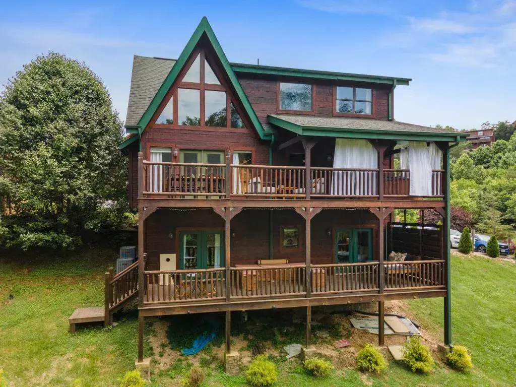 What Kinds of Homes Can I Expect to Find in Pigeon Forge TN
