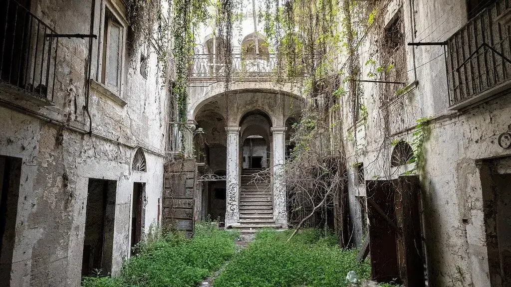 abandoned mansions for sale