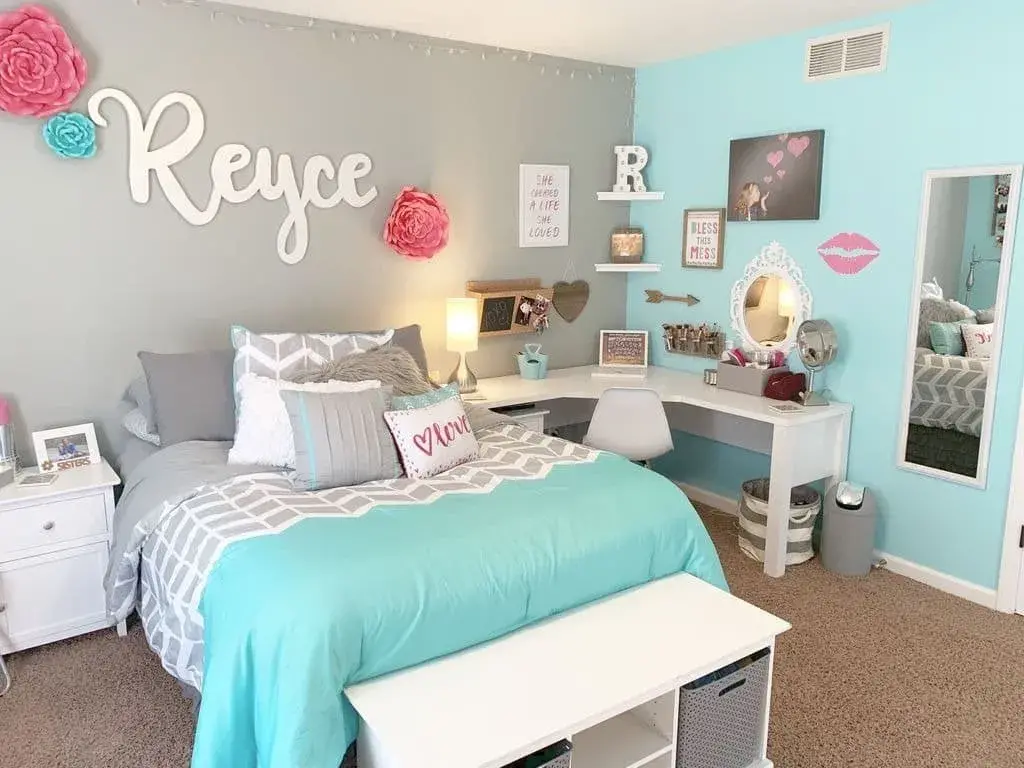 Work with Her to Choose a Theme and Colour Scheme 