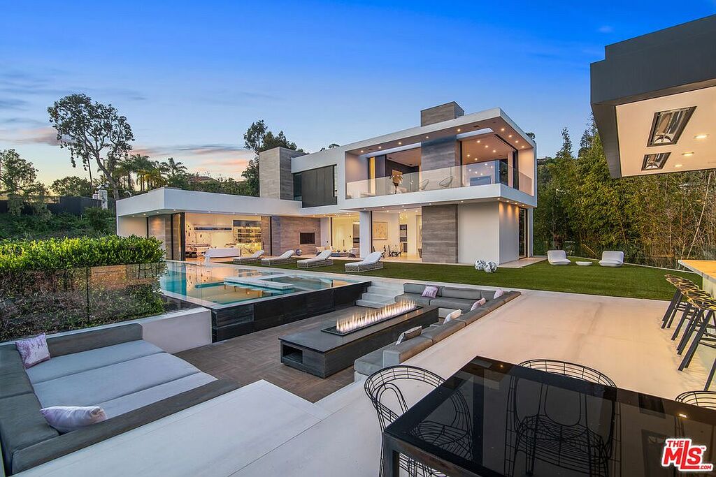 9945 Beverly Grove Drive