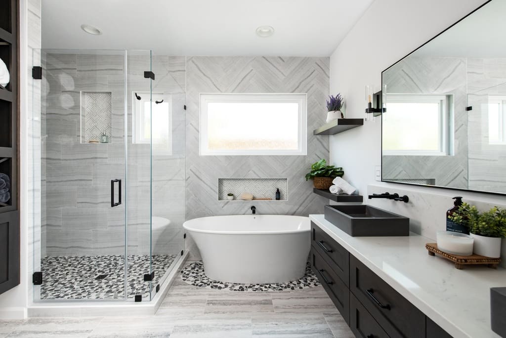 Installation Phase of Bathroom Remodeling 