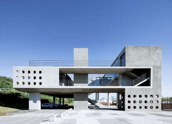 Brutalist Era (1950s)