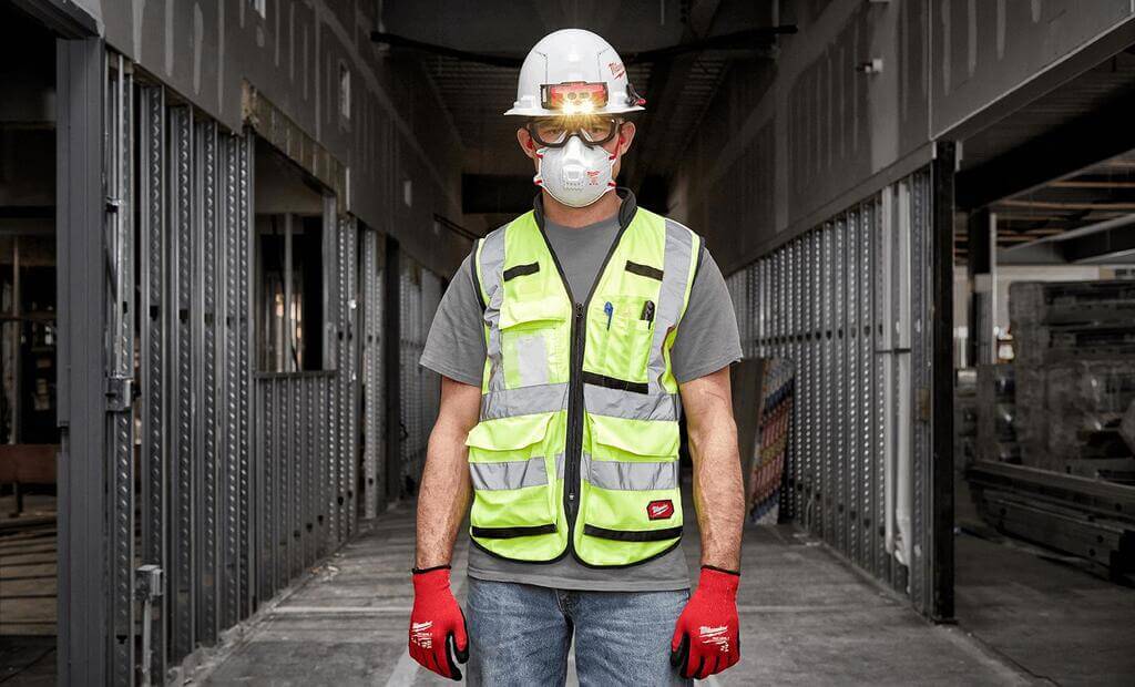 Safety Equipment Tools for Professional Builders