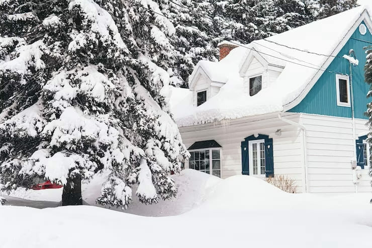 Alpine White Exterior House Paint Colors