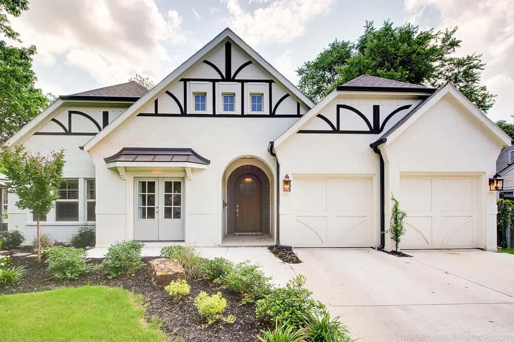 Ivory Lace Exterior House Paint Colors