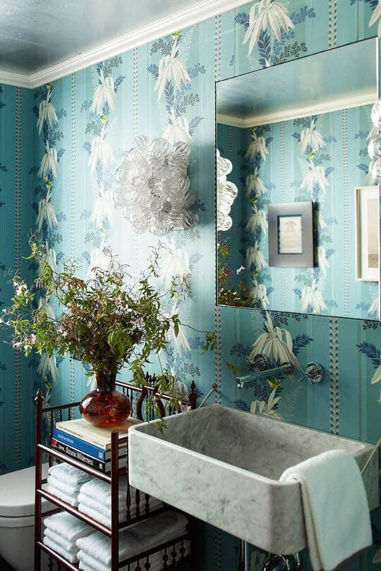Antique Vintage Floral Wallpapers