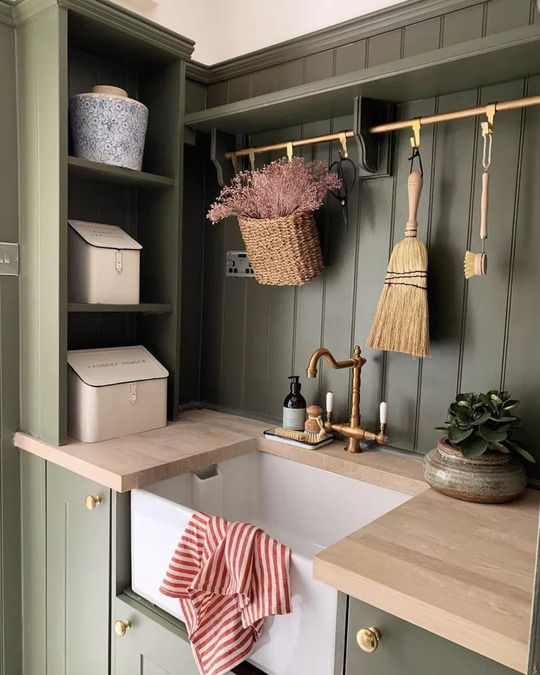 Hanging Rods laundry room