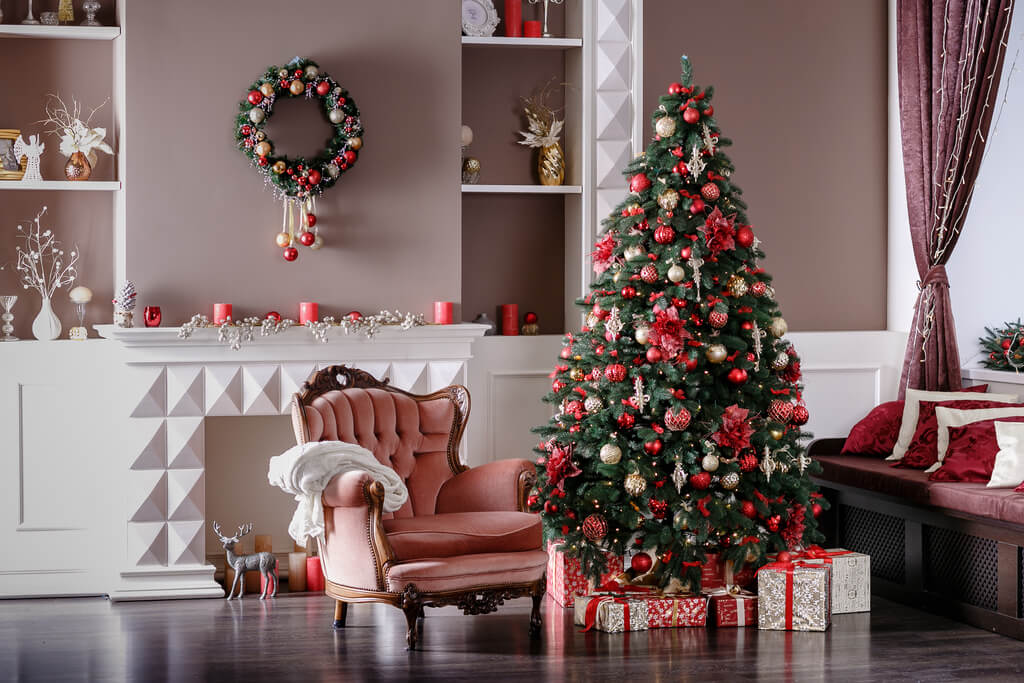 personal touch in christmas decor