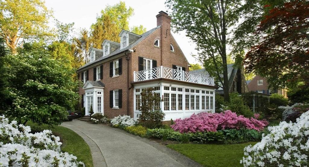 Colonial House