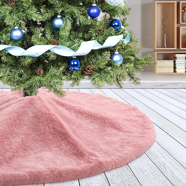 Pink Faux Fur Tree Skirt