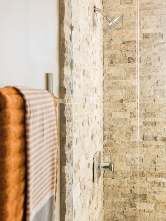 Stone Wall Chic Walk-in Shower 