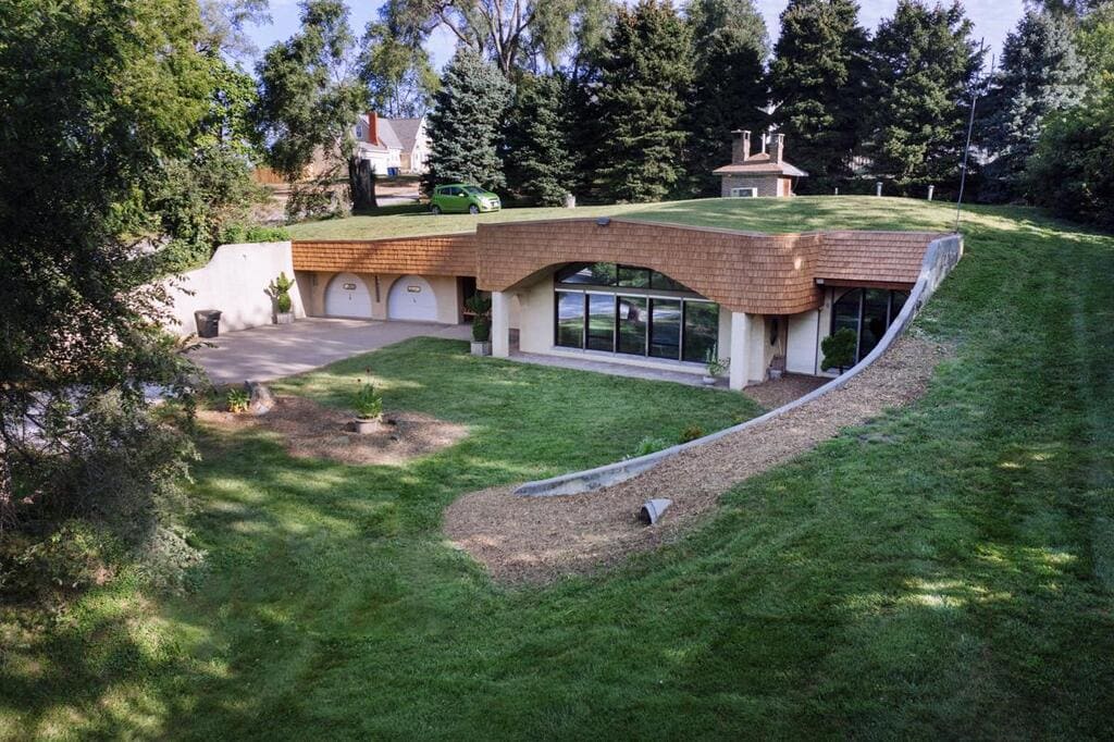 Underground House