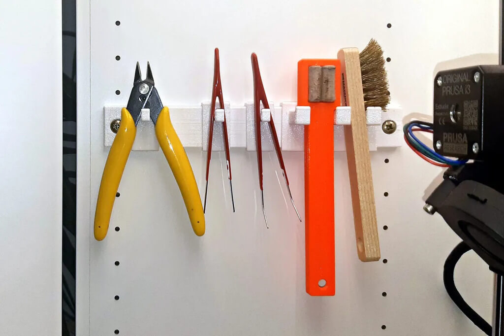 DIY Tool Pocket For Garage Craftsmanship