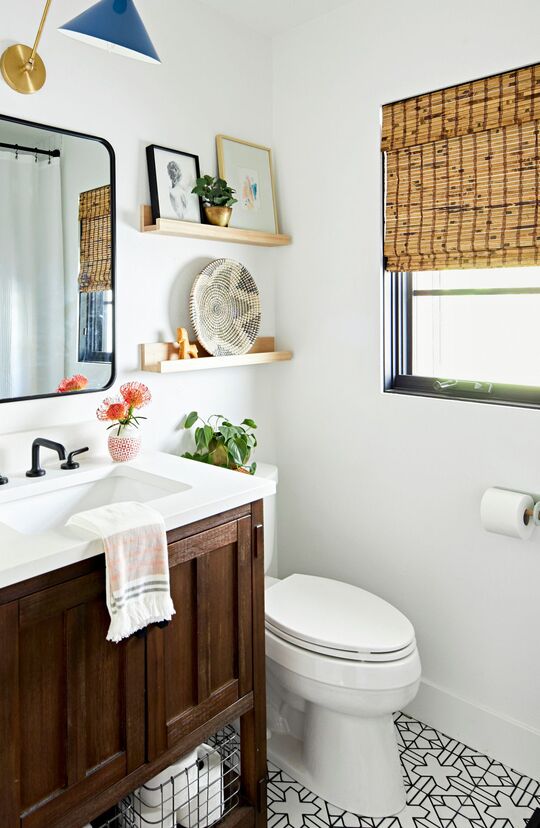Use Decorative Items bathroom