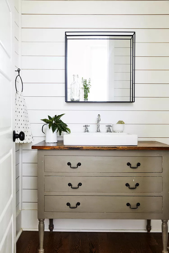 Vintage Style bathroom Vanity
