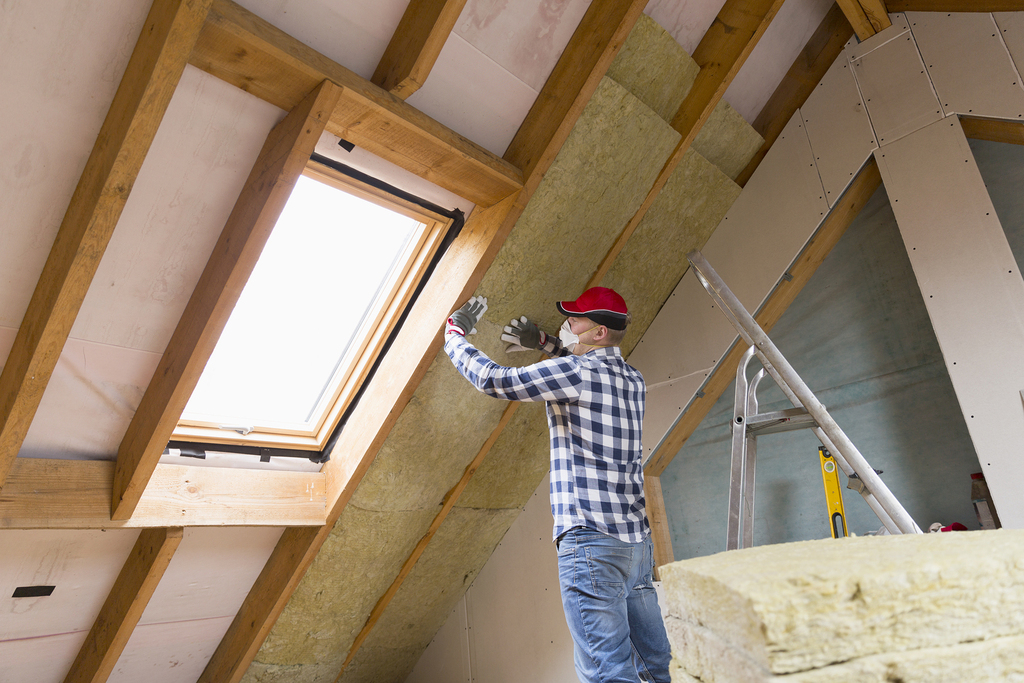 roof insulation installation 