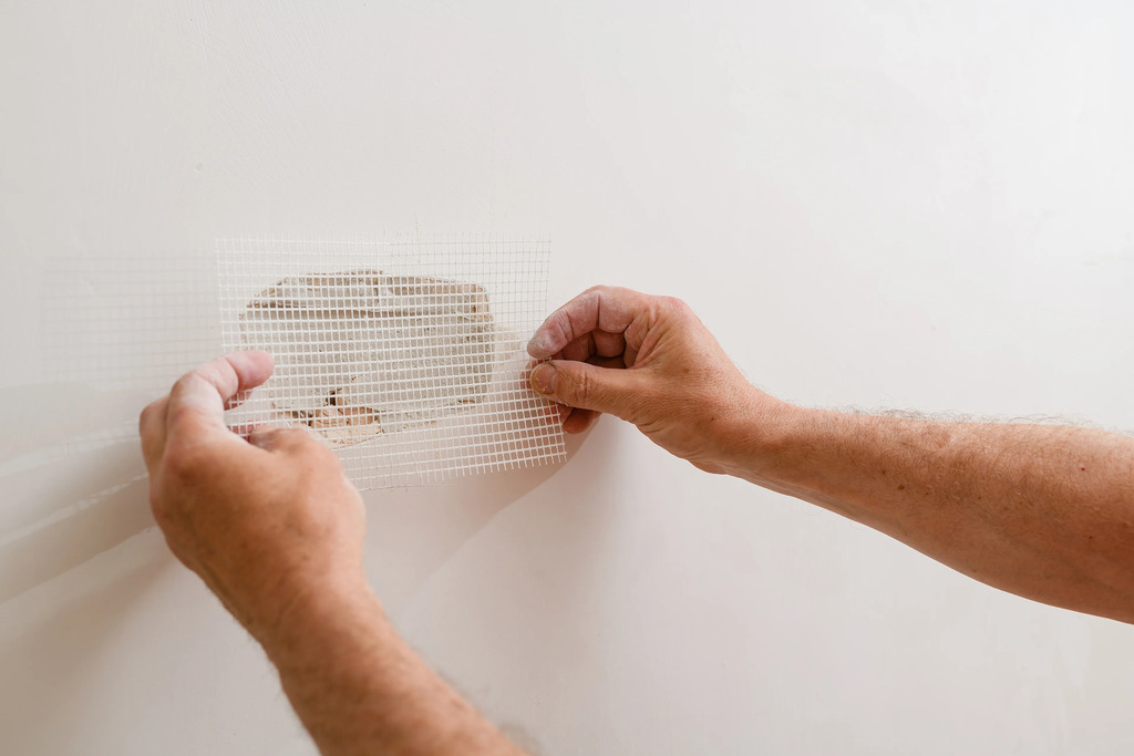 How to Fix Medium-Sized Holes in Drywall