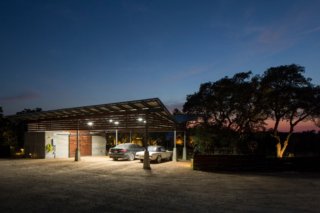 lighting in carport